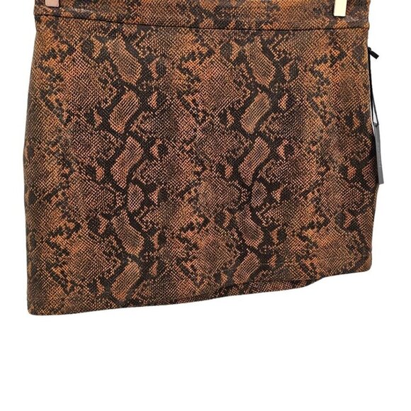 Revolve H:ours Womens XL Link Faux Snakeskin Asymmetrical Mini Skirt NWT - Picture 3 of 10